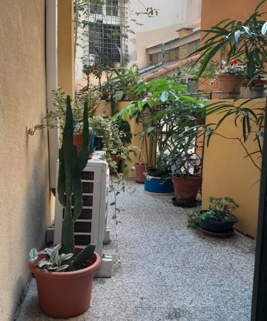 L'Angolo Verde In San Luca Genoa Apartment