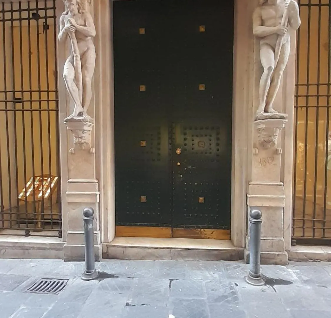Apartment L'Angolo Verde In San Luca Genoa Italy